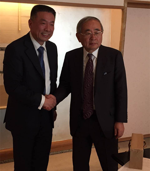 葛基中董事長和日本報(bào)關(guān)協(xié)會鈴木宏會長在