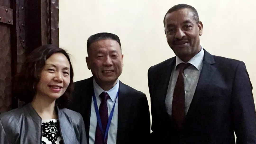 聯(lián)合國工業(yè)發(fā)展組織農(nóng)業(yè)發(fā)展部部長(zhǎng)