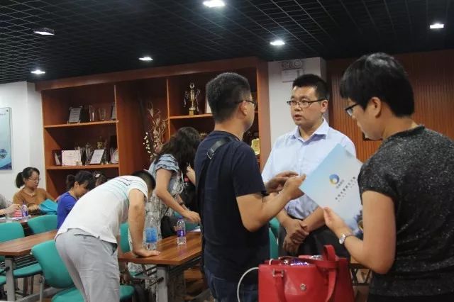 報(bào)關(guān)報(bào)檢統(tǒng)一申報(bào) 報(bào)關(guān)報(bào)檢統(tǒng)一申報(bào)