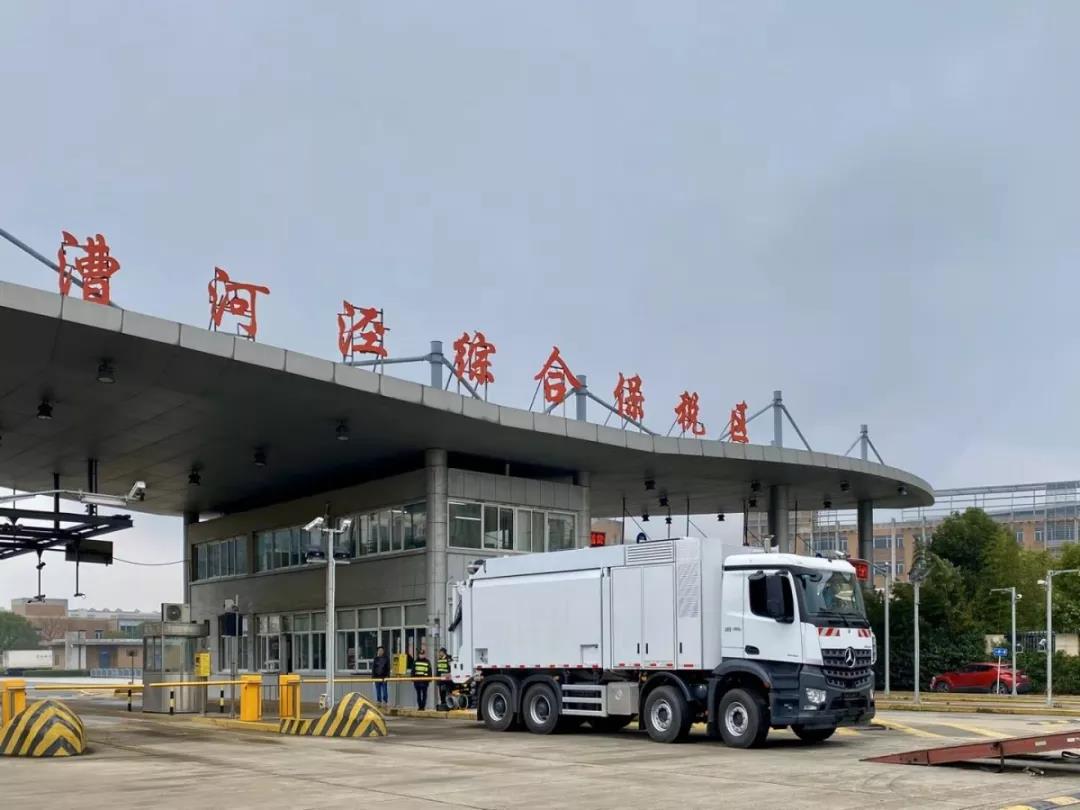 無損抽吸挖掘車